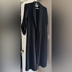 Aritzia Babaton New Kahlo Robe Large-  Black NWT